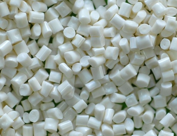 АБС-пластик гранулированный черный POLIMAXX GA800 фото