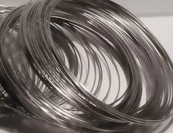 Проволока титановая сварочная ВТ6св 1,4 мм ОСТ 1 90015-77 фото