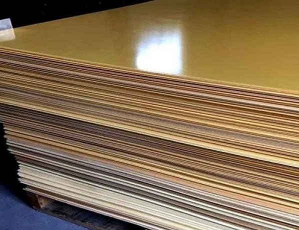 Винипласт листовой экструзионный 3х700х1500 мм ТУ 2246-410-05761784-2004 фото